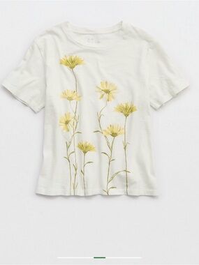Aerie Women’s Vintage 
T-Shirt Size XL